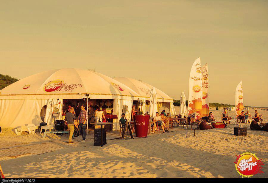 Red Sun Buffet Beach Bar-Liepaja必去景点