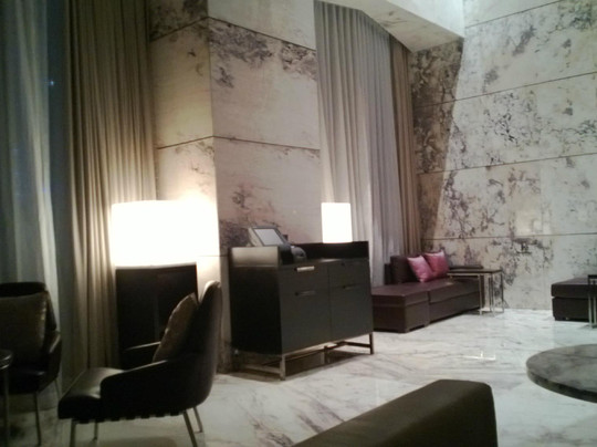 上海漕河泾万丽酒店主图