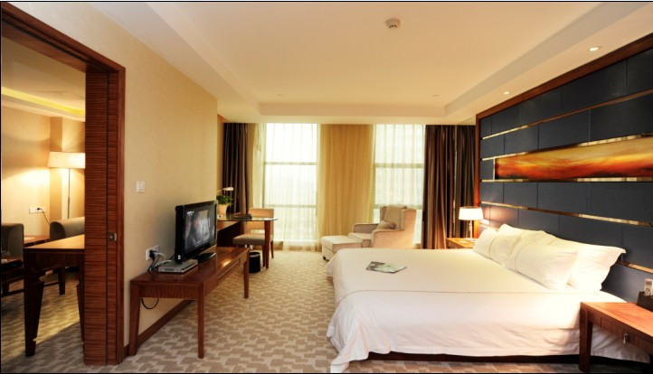 东方石浦大饭店主图