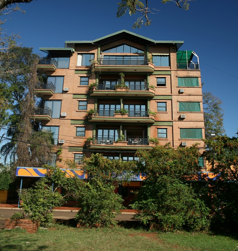 Edificio Nicolas y Marcelo Siry