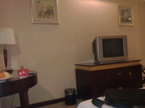 西安水晶岛酒店（省体育馆地铁站高新万达ONE店）主图