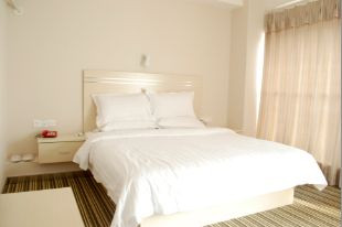 棕榈泉花园商务酒店主图