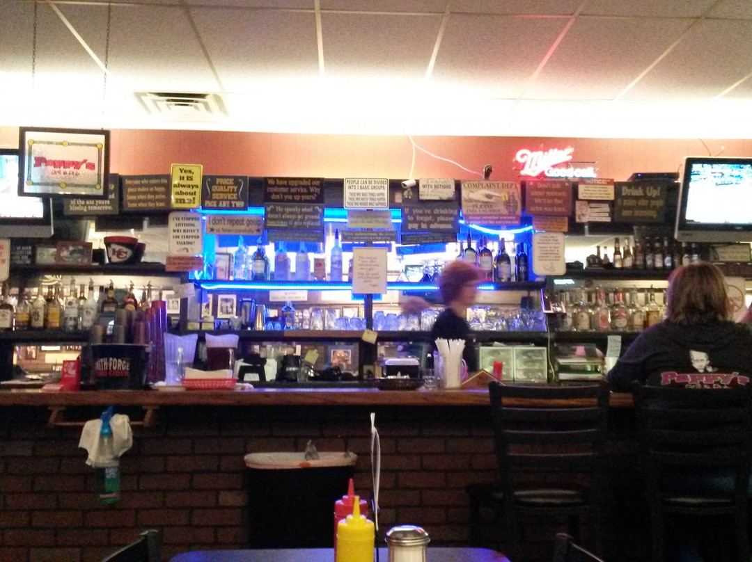 圣约瑟夫餐馆和美食-Pappy's Grill And Pub