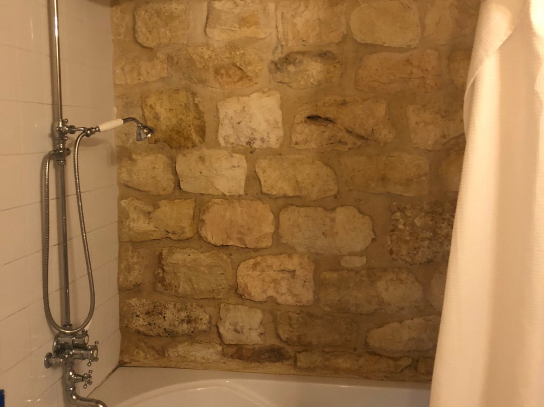 The House In Abirim主图