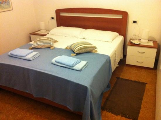 Castelnuovo Misericordia旅游攻略图片