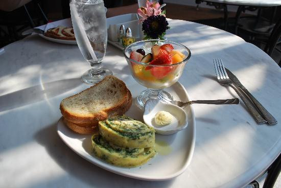 Tulipan Pastry & Coffee Shop