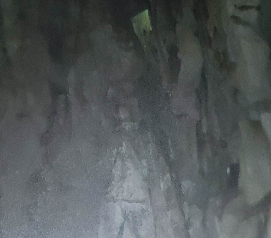 Hundred Caves景点图片