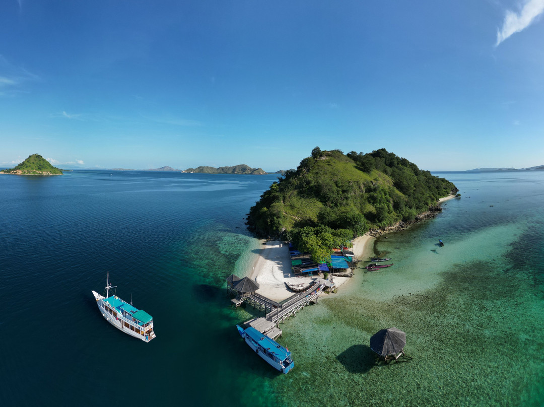 Komodo Shining景点图片
