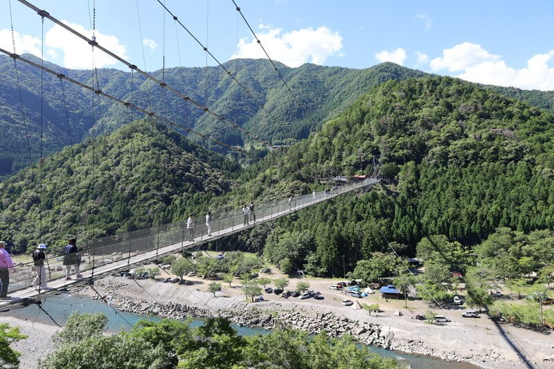Tanizeno Tsuribashi景点图片