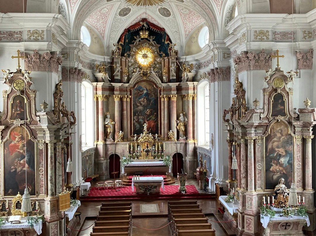 Dekanatspfarrkirche St. Johann in Tirol-圣约翰堤候必去景点