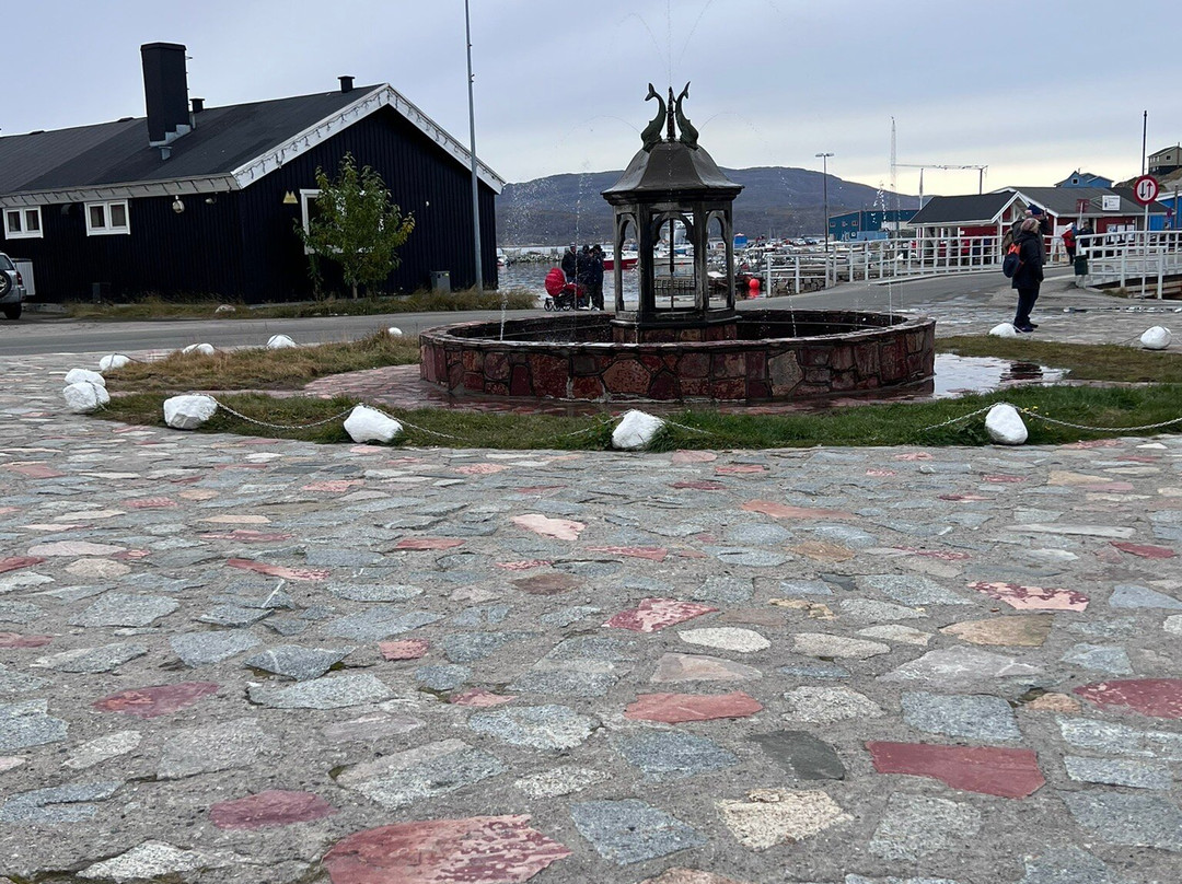 Mindebronden - Memorial Fountain景点图片