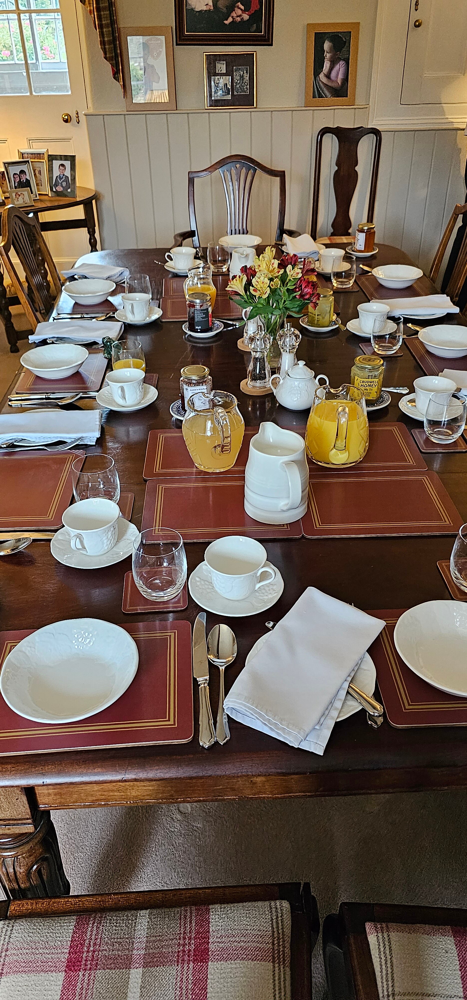 Pickwick Lodge Farm B&B-官方