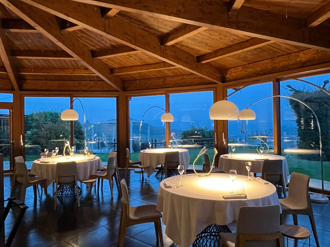 巴尔巴雷斯科餐馆和美食-Visione Ristorante and Living