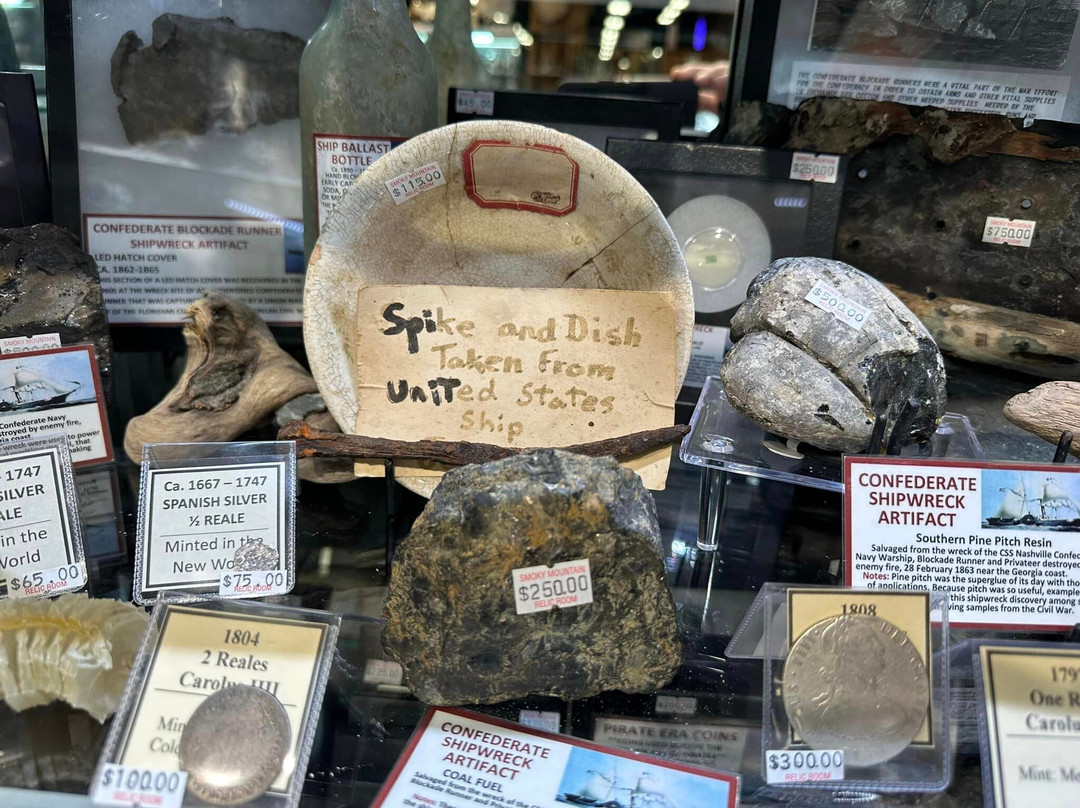 Smoky Mountain Relic Room-塞维尔维尔必去景点