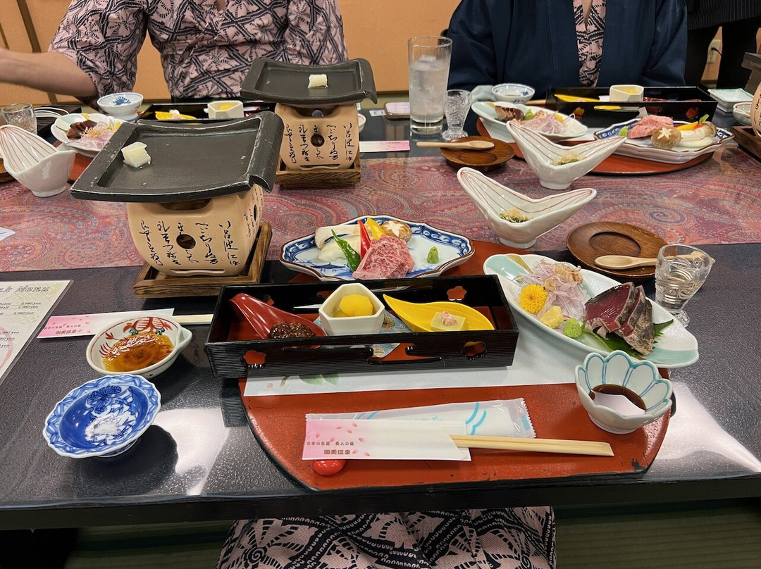 Semi Onsen主图