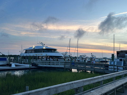Queens Landing-穆尔斯维尔必去景点