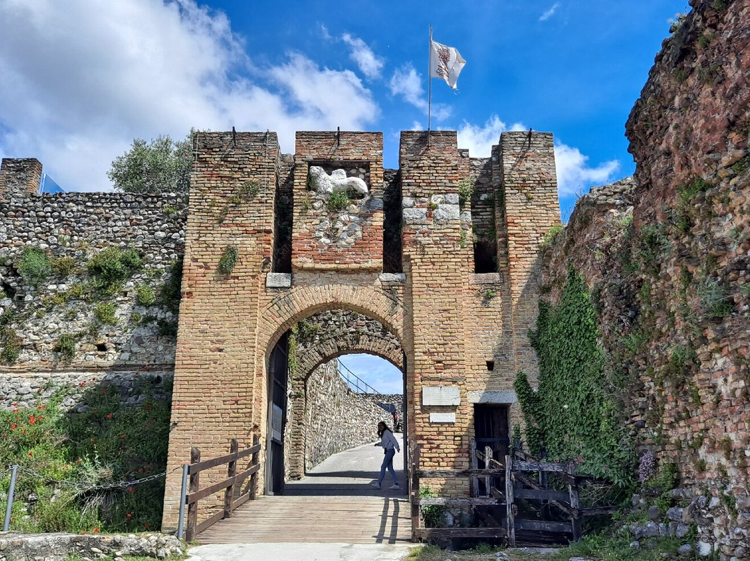 Rocca Di Lonato景点图片