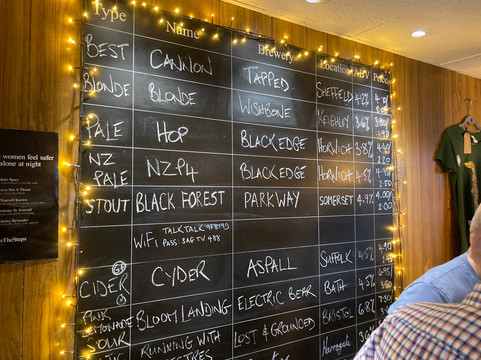 Meandering Bear-哈里法克斯必去景点