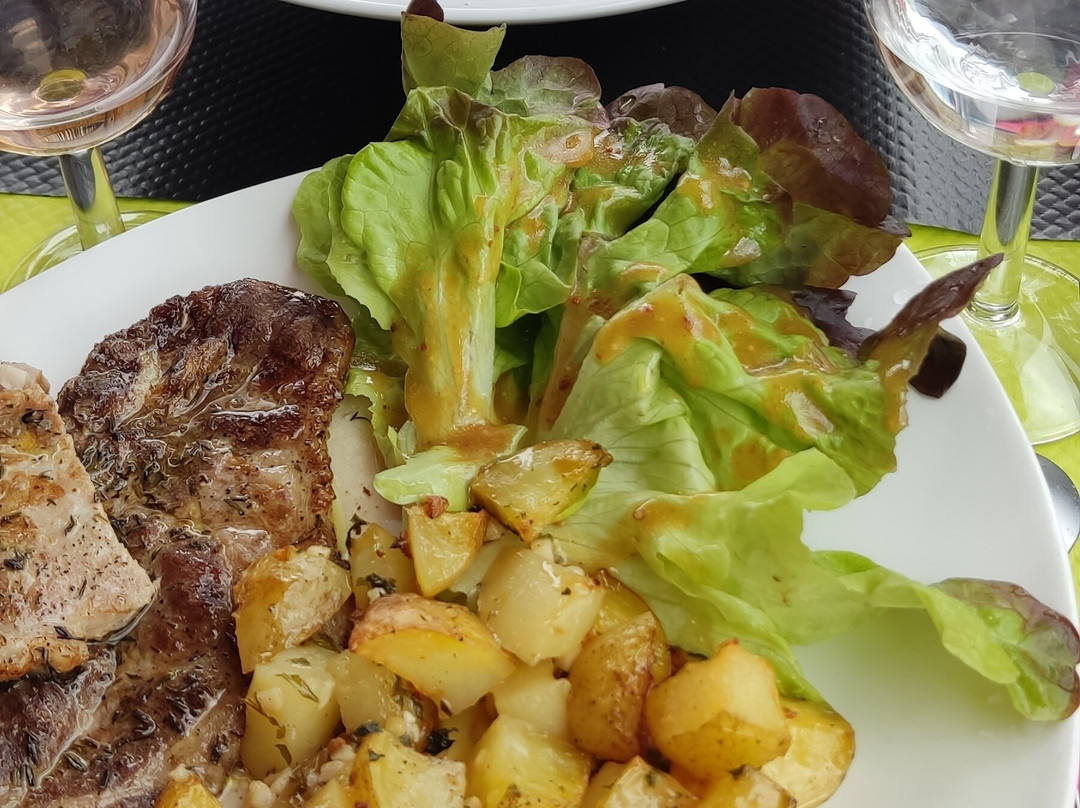 Chez Agathe Auberge de St Pierre Le Chastel