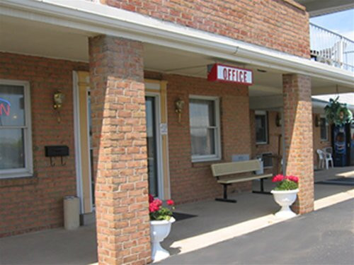 Cadillac Motel