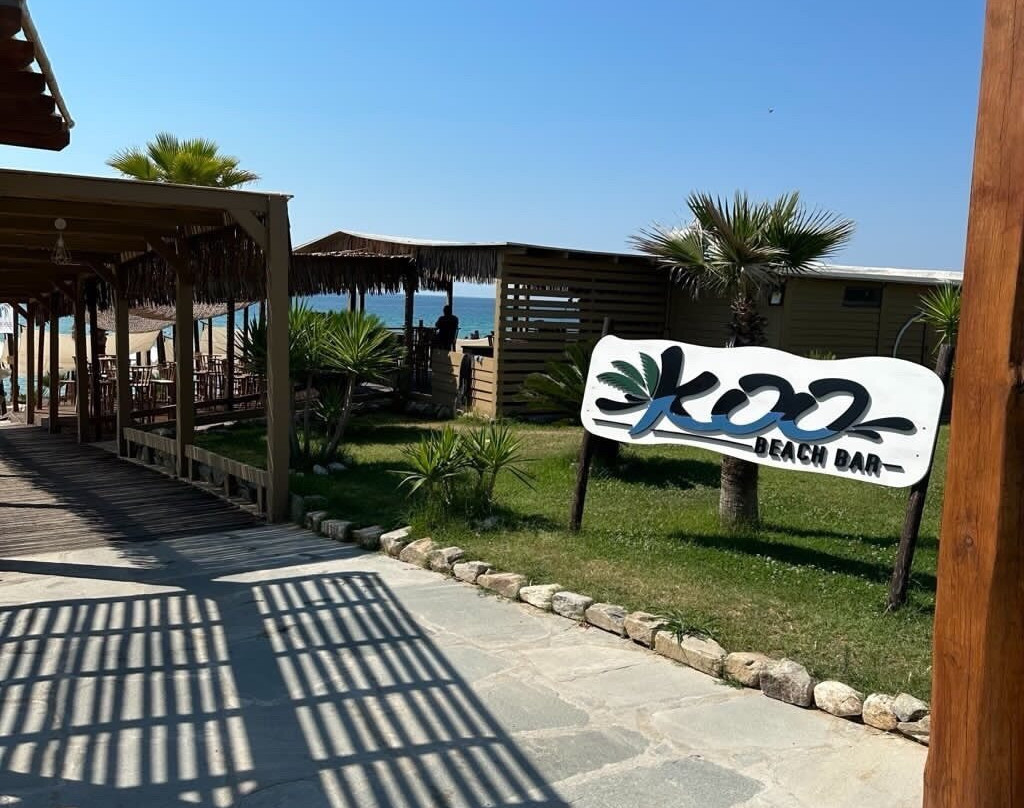 Koo Beach Bar景点图片