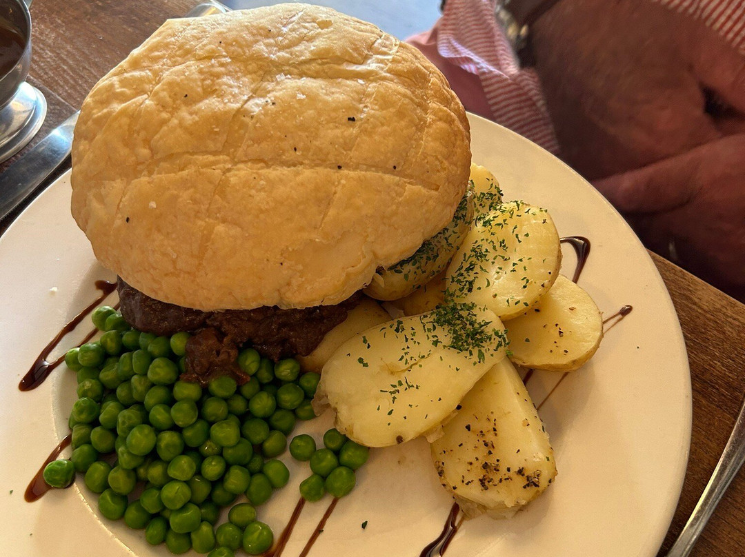 The Greyhound Inn & Hotel主图