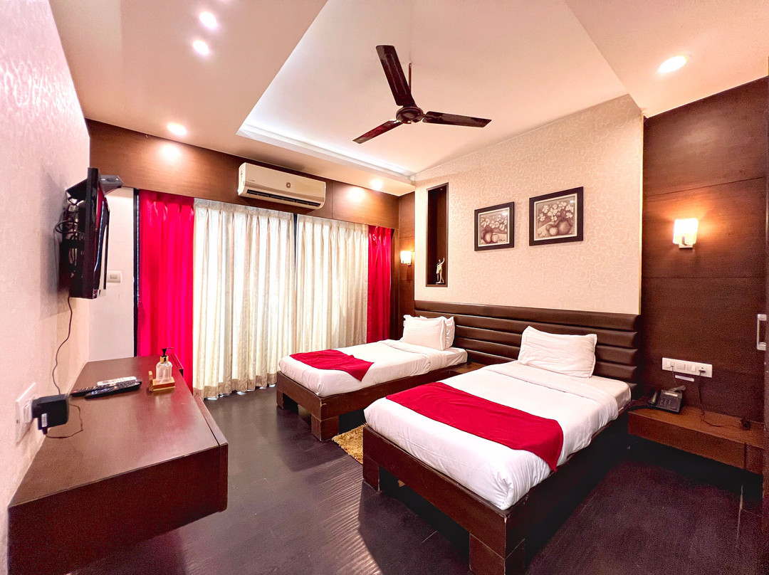 Hotel Titanium (TGC)