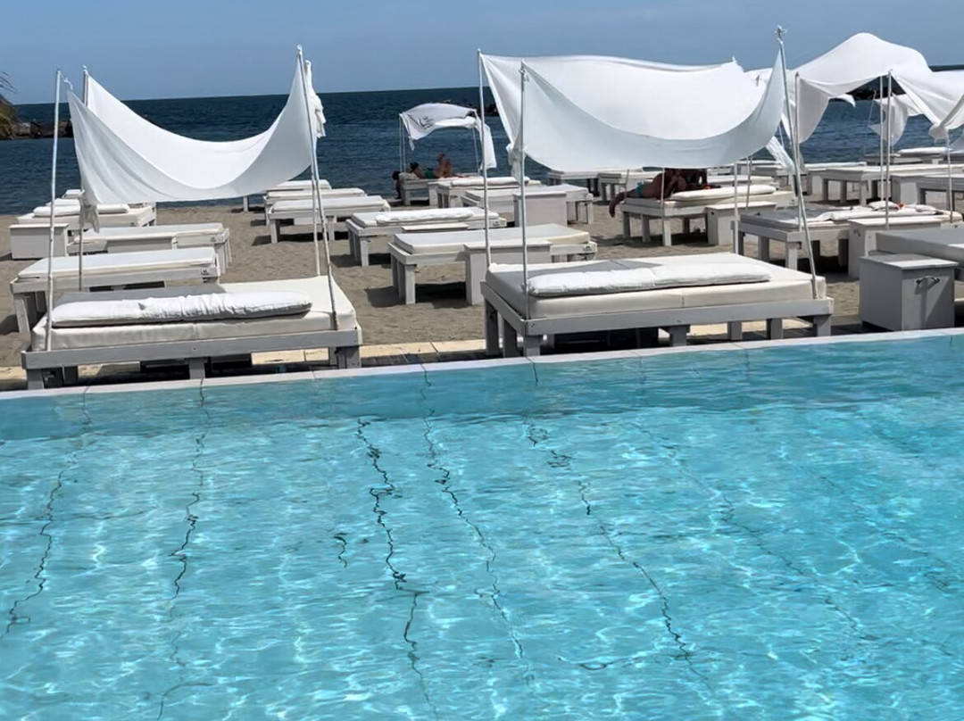 Vistamare Suite Hotel主图