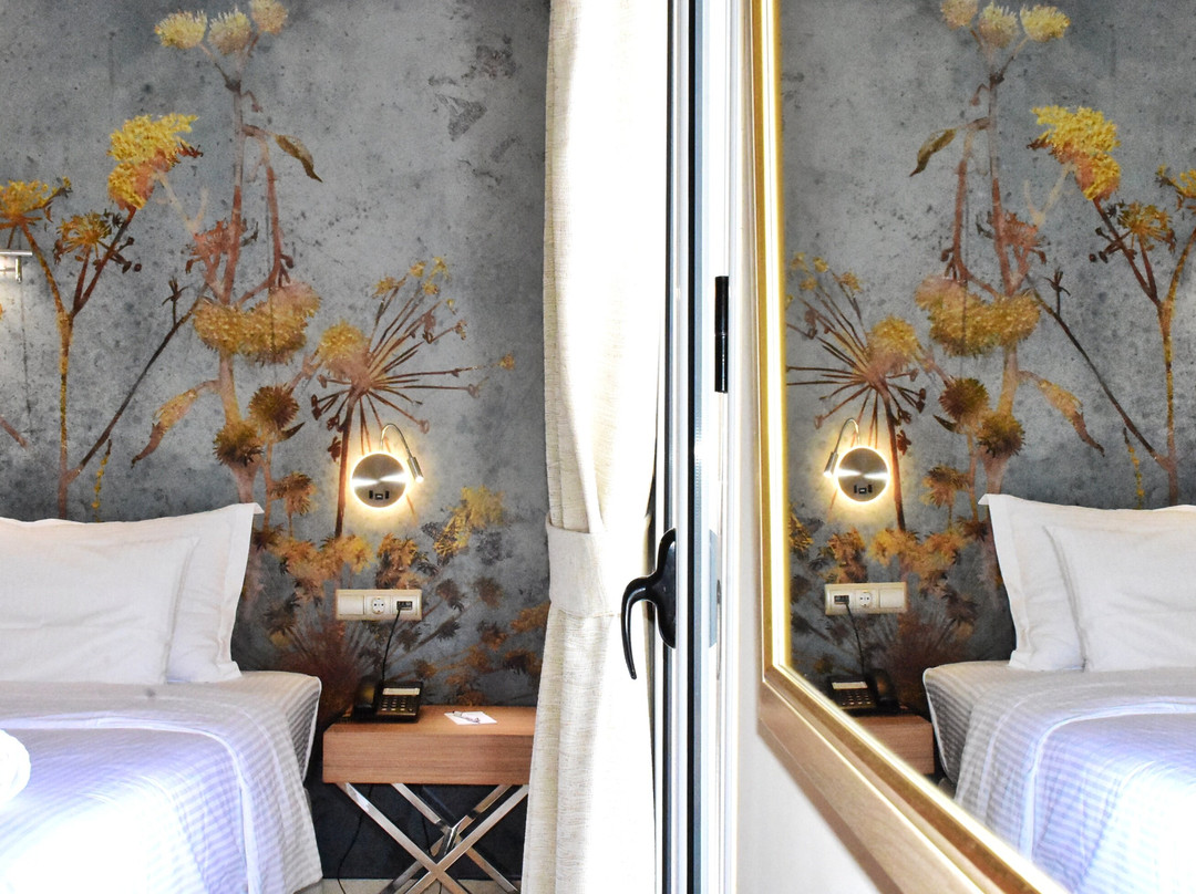 帕坦尼海湾酒店主图