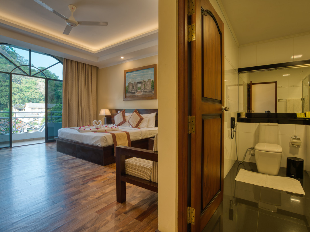 Kandyan Reach Hotel主图