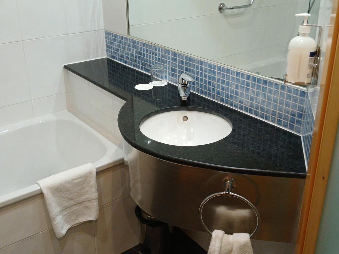 瓦伦西亚博内尔快捷假日酒店主图