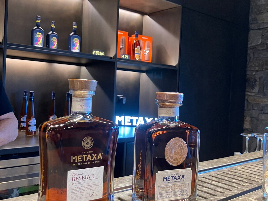 Metaxa Liknon-Vourliotes必去景点