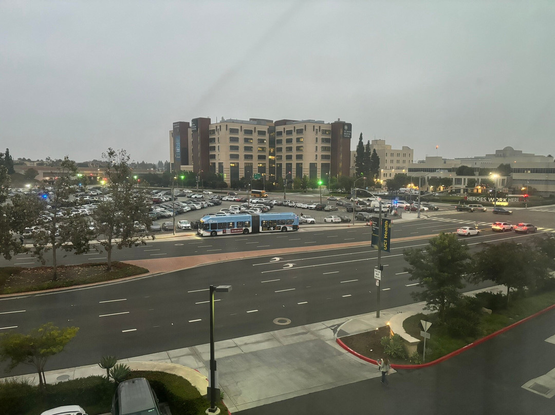 橙市艾尔斯酒店主图