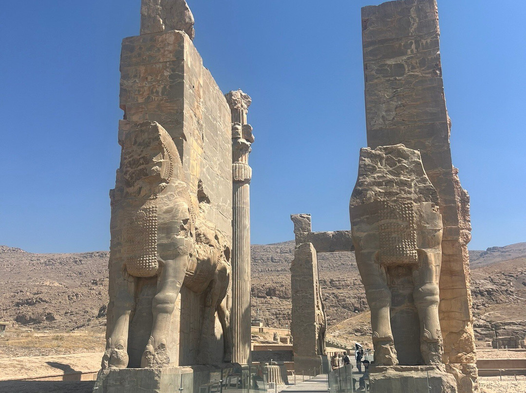 Bahman iran Nomad tour-Shiraz必去景点