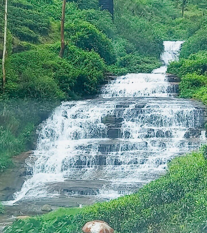 Nanuoya water fall-奴娃拉伊利雅必去景点