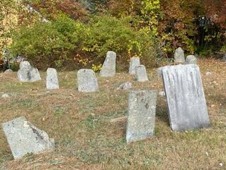 Andrews Hill Cemetery景点图片