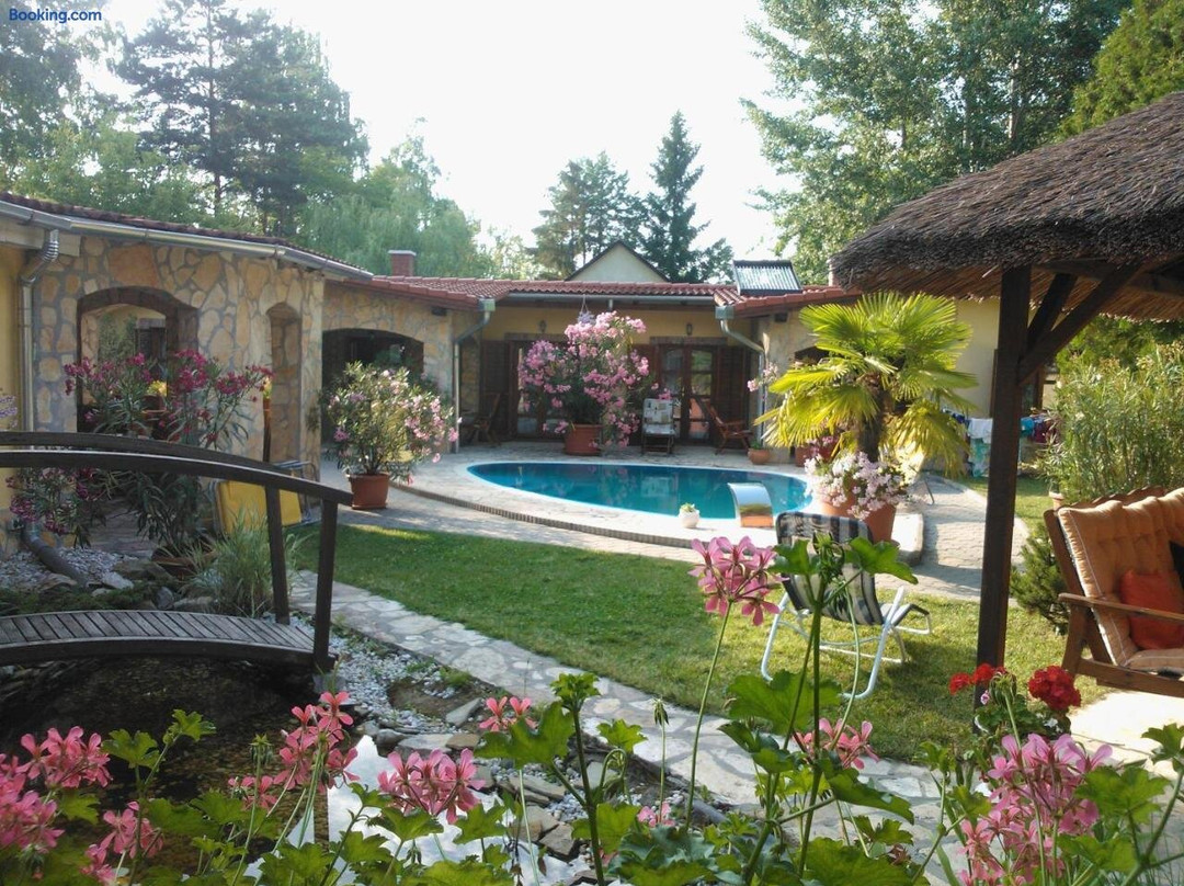 Mediterran Apartmanhaz Szantod