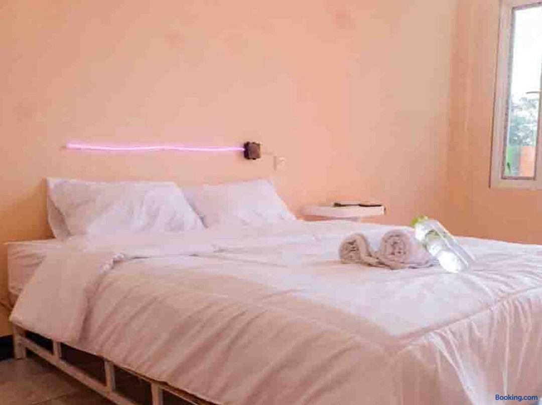 Artayya Puri 2 Near Alun Alun Caruban Mitra RedDoorz