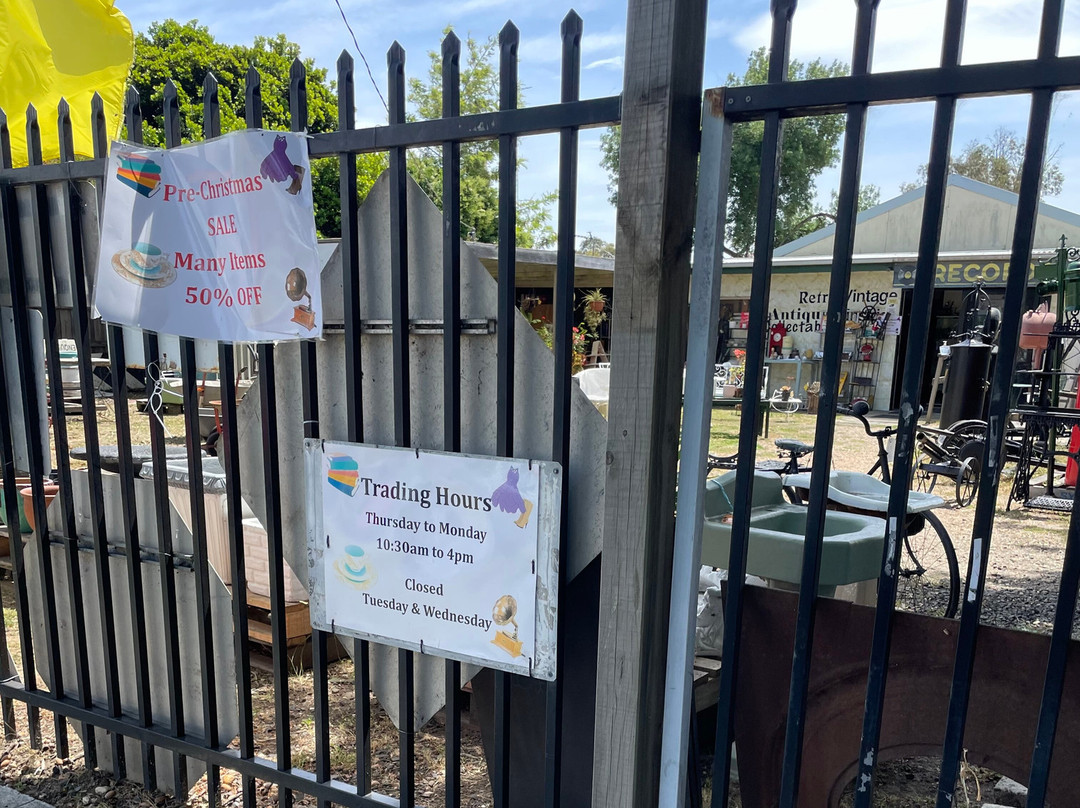 Rosedale Vintage Market