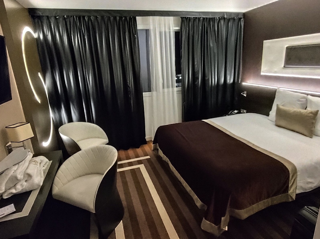 Le Colisée Hotel & Spa主图