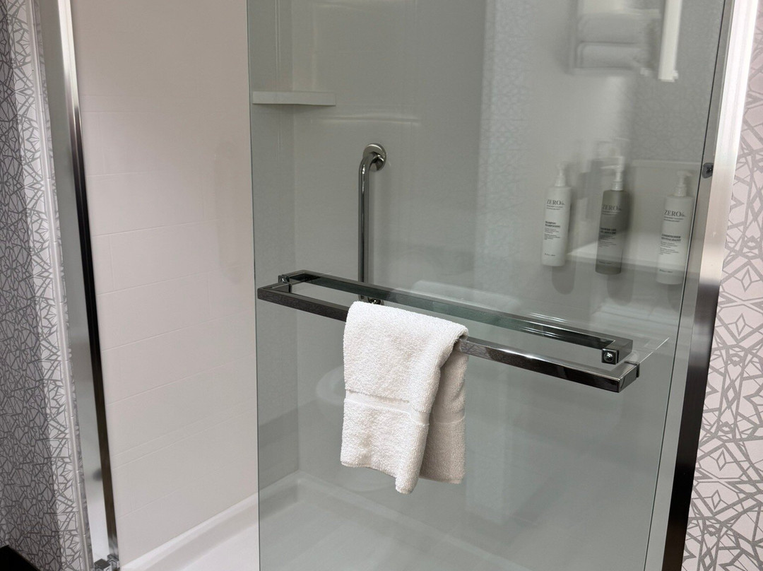 Hampton Inn By Hilton Kansas City Southeast主图