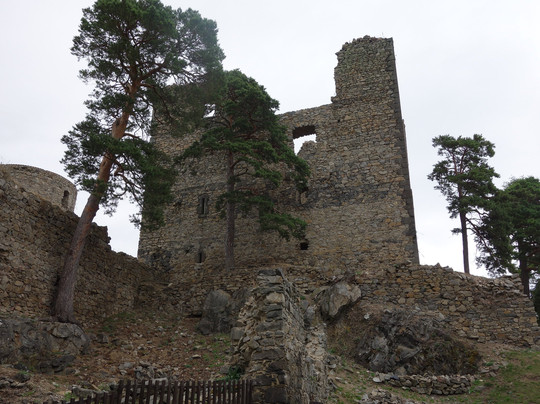 Zricenina Hradu Helfenburk U Bavorova-Bavorov必去景点