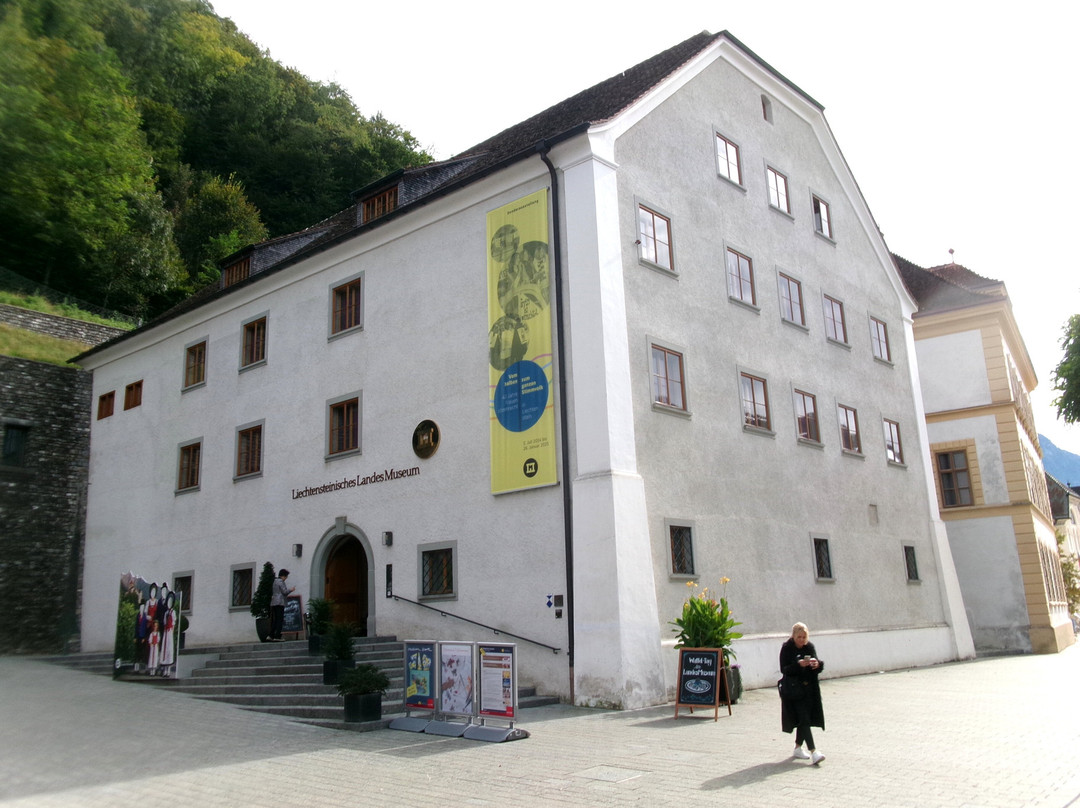 Liechtensteinisches Landesmuseum-瓦杜兹必去景点