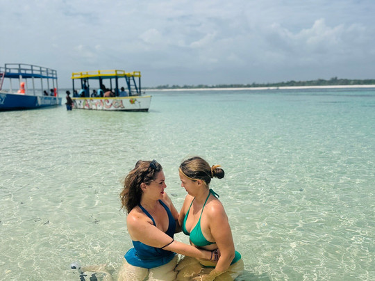 Dolphin Tours Watamu-瓦塔木必去景点