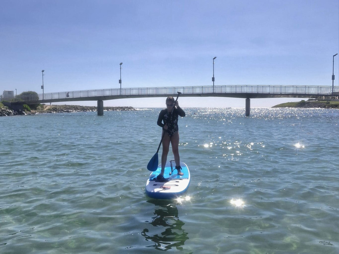Stand Up Paddle Boarding Shellharbour景点图片