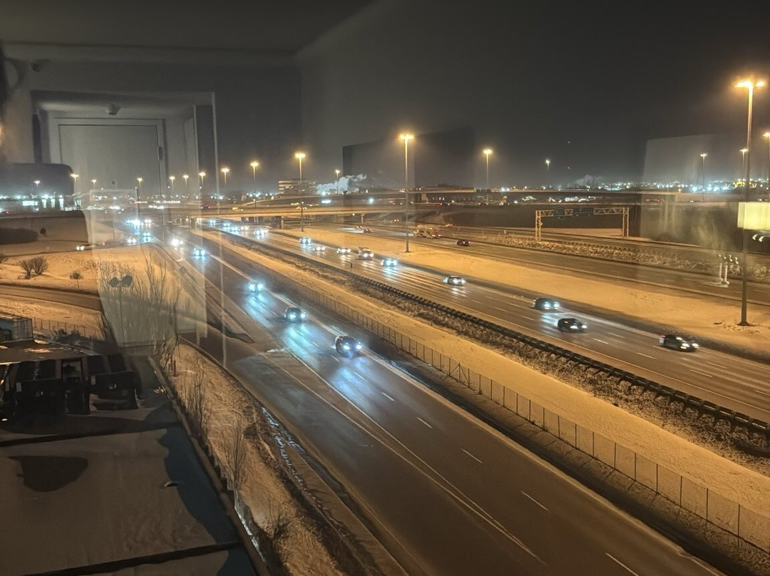 拉瓦尔喜来登酒店主图