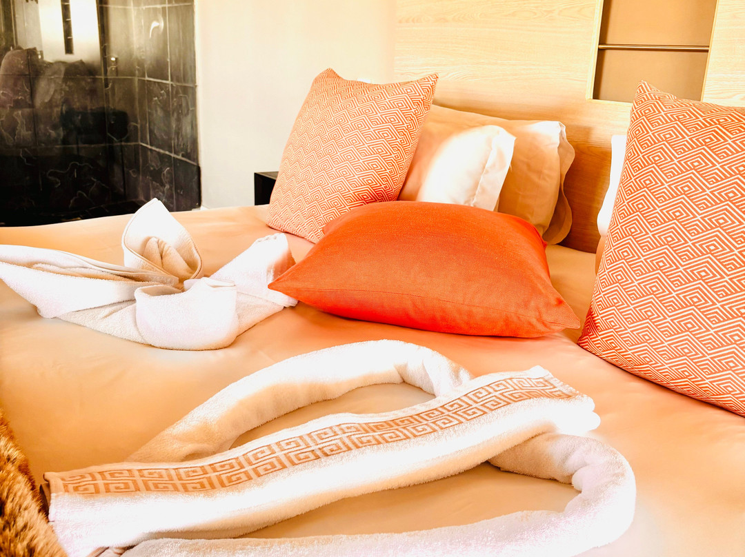 Sir Roy's At The Sea主图