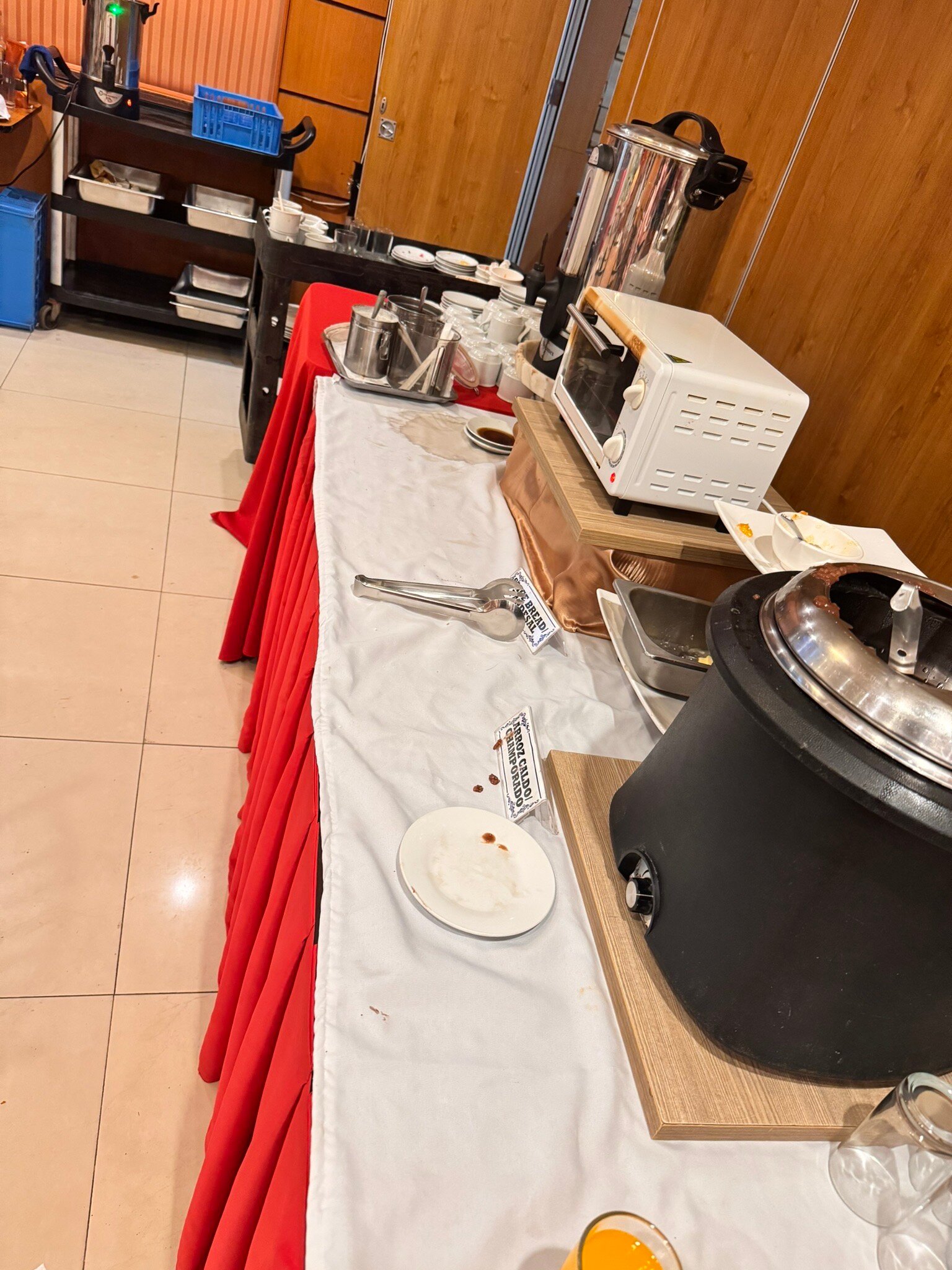 Grand Astoria Hotel-官方
