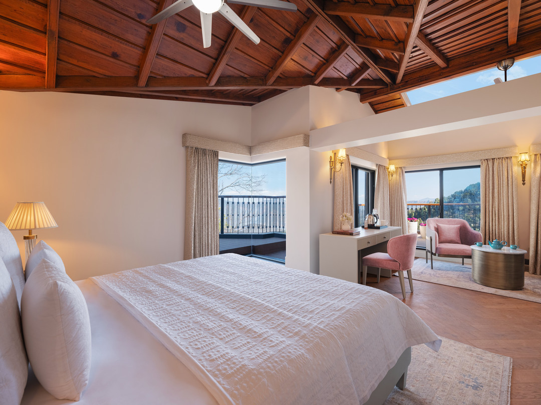 索利吐德喜马拉雅山酒店主图