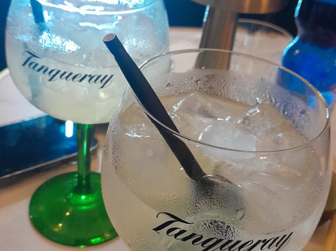 Milano Island lounge & Sushi